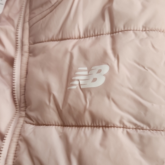 New Balance Blush Pink Quilted Vest - Picture 4 of 4